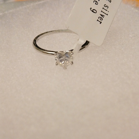 Jewelry - Sterling Silver 925 0.8ct Moissanite Heart Size 9 Ring